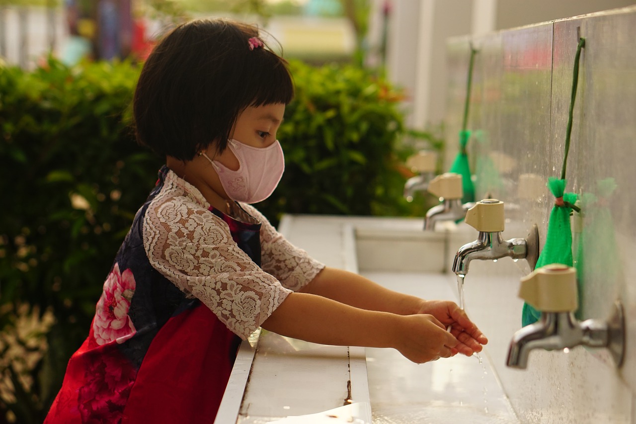 Japón vacunará contra covid-19 a menores de 5 a 11 años