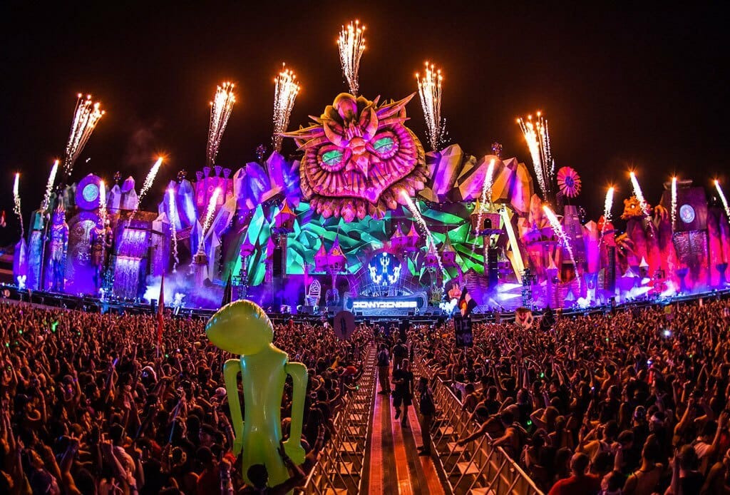 Guía de supervivencia para el EDC 2022, rutas, horarios, precios