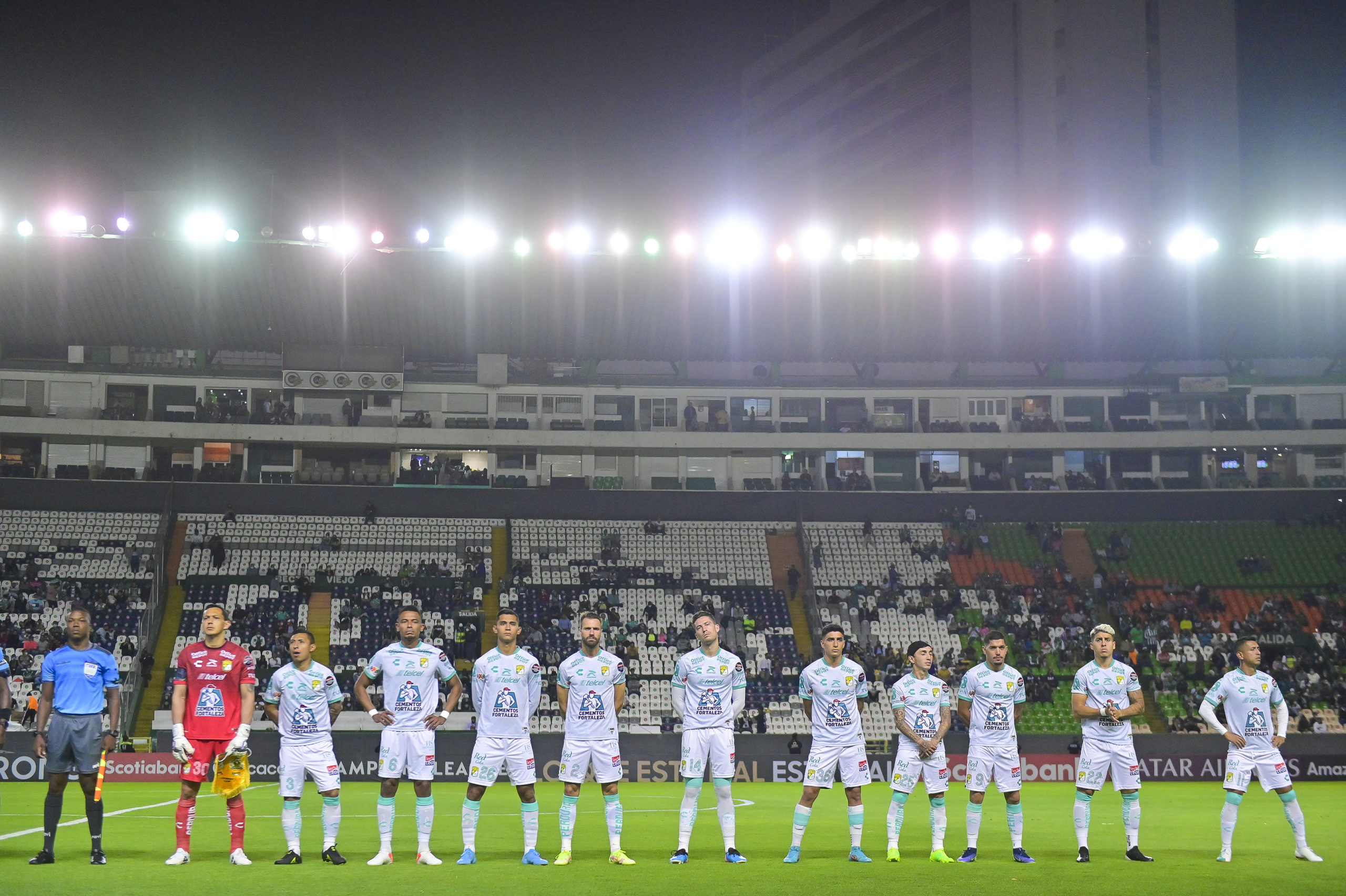 León gana y avanza a los cuartos de final de la Concachampion