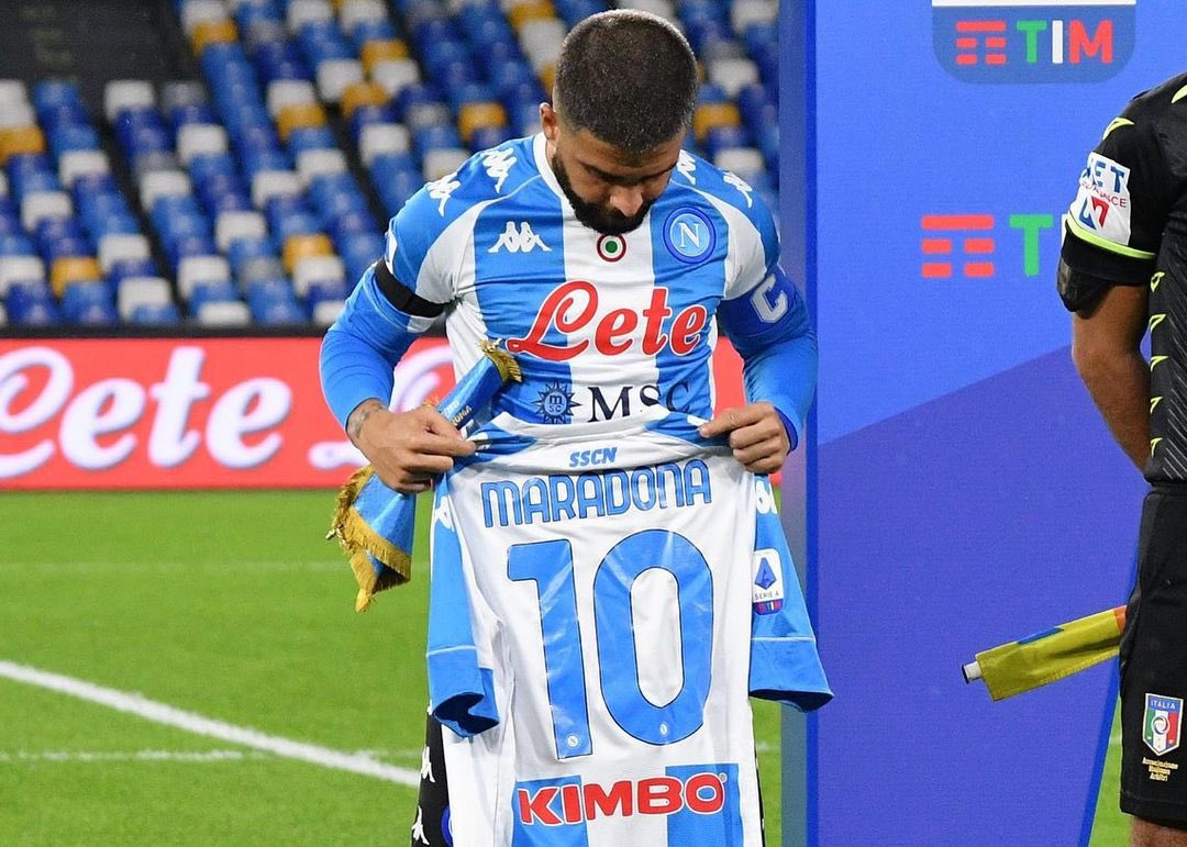 Napoli presentó su nueva camiseta como un homenaje a Diego Maradona