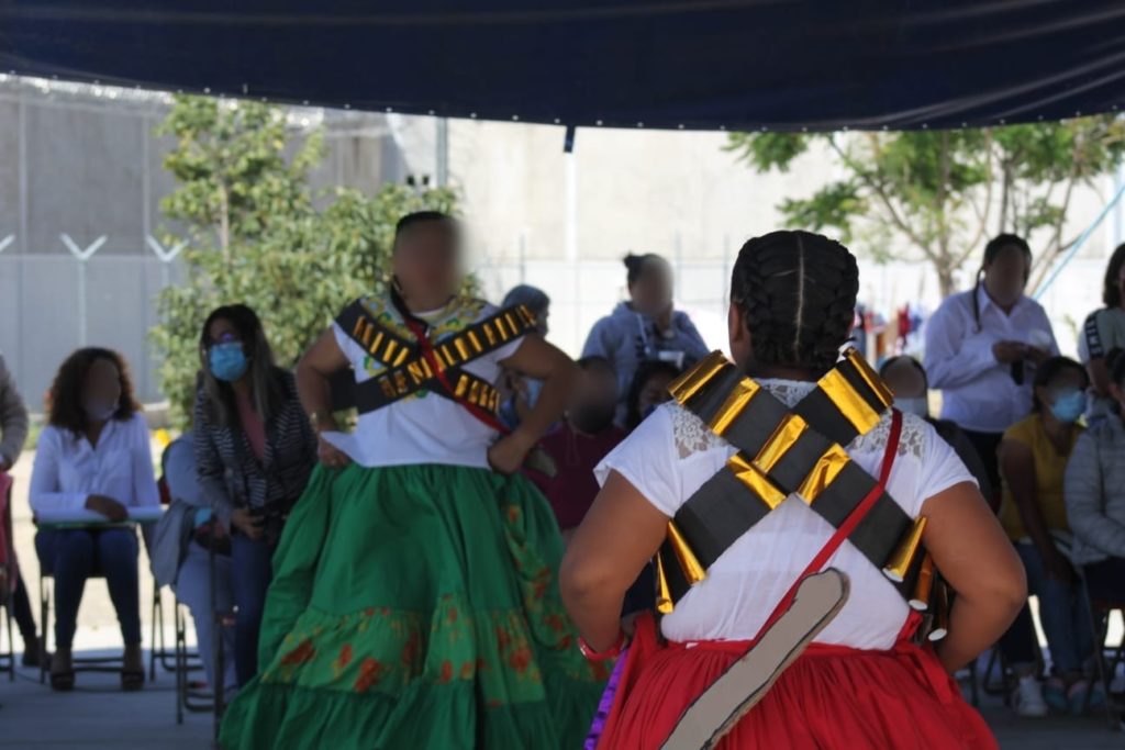 Mujeres reclusas 8M