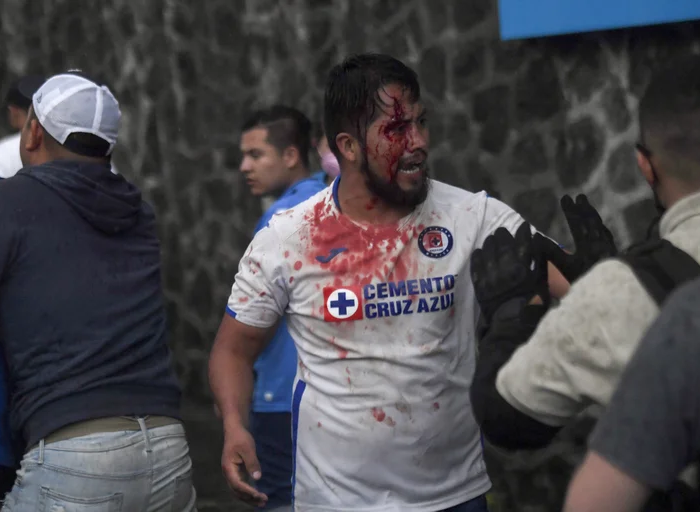 Liga Mx- Regresa la violencia a los estadios del futbol mexican