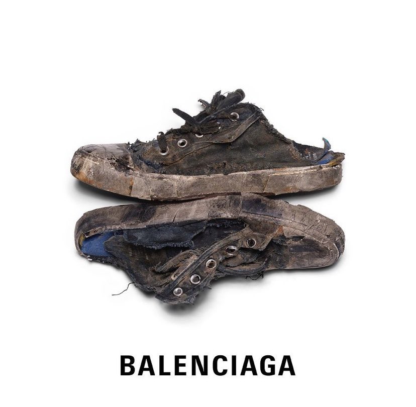 Balenciaga y la polémica con sus nuevos pares de tenis