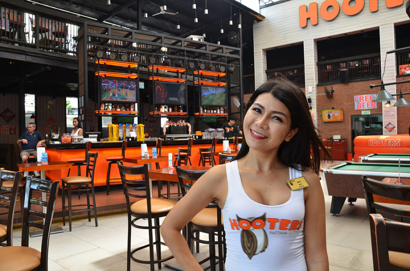 Chicas Hooters