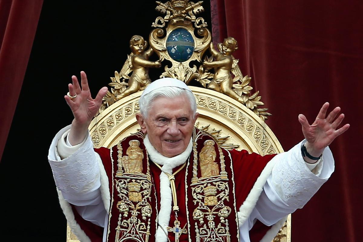 muere benedicto xvi