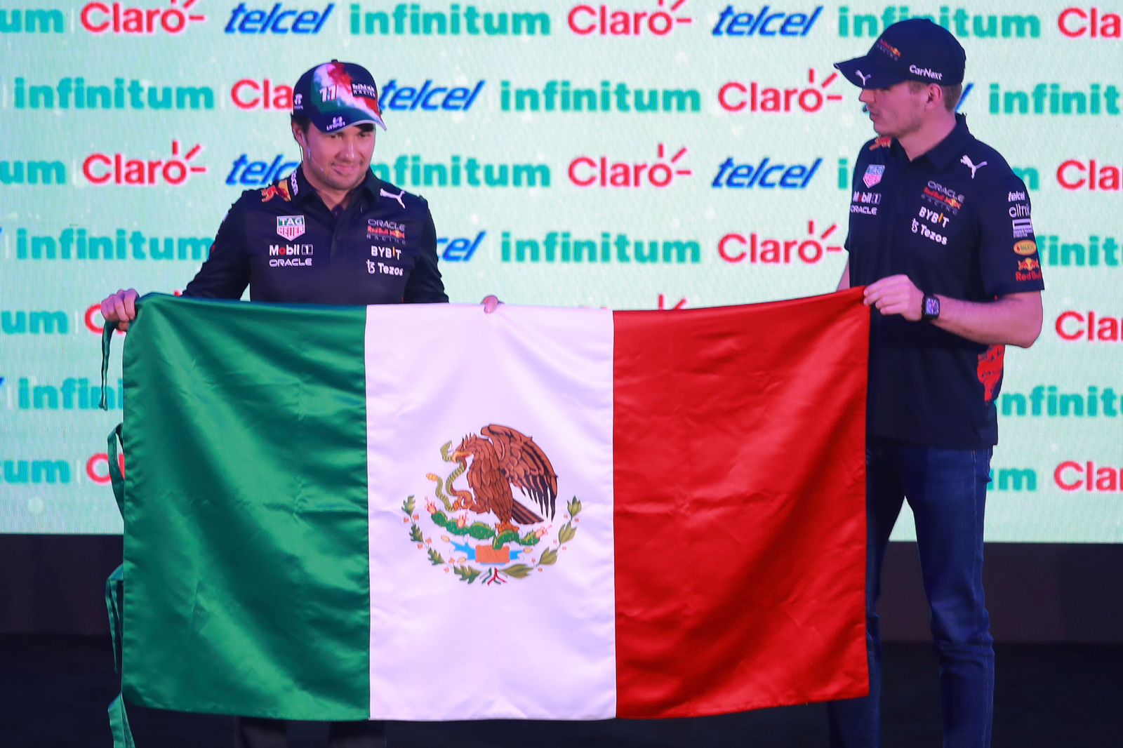 Checo Pérez subcampeón temporada