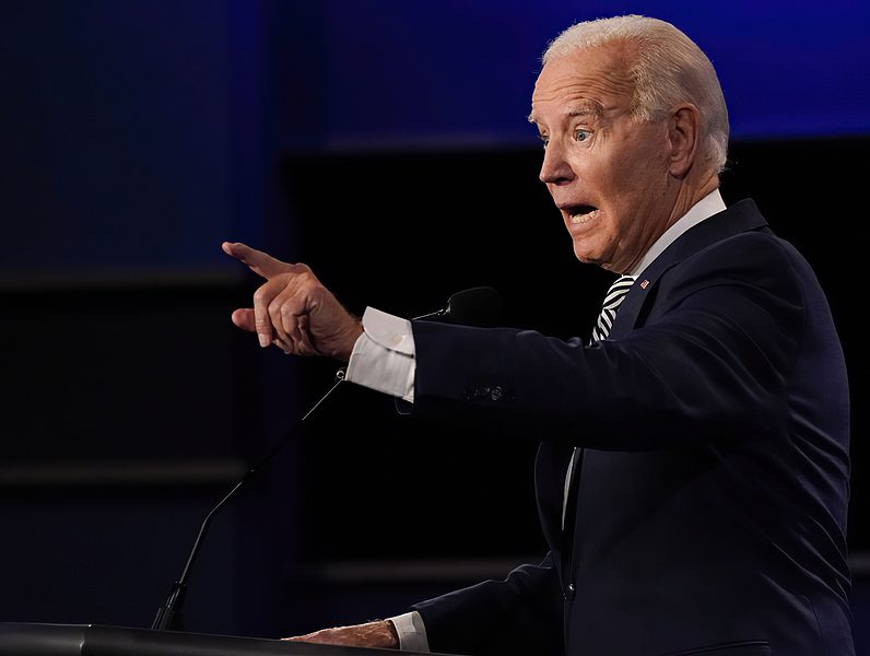 Biden prohibir armas asalto