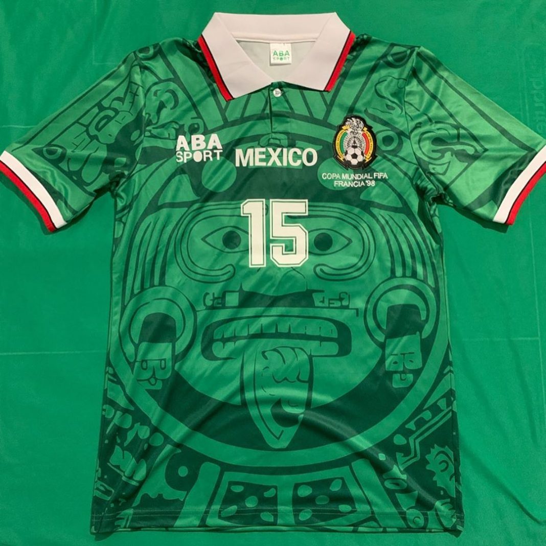 ¿Recuerdas todas estas playeras de la selección mexicana? Las jerseys forman parte de la historia del Tricolor, y representan la identidad del país.