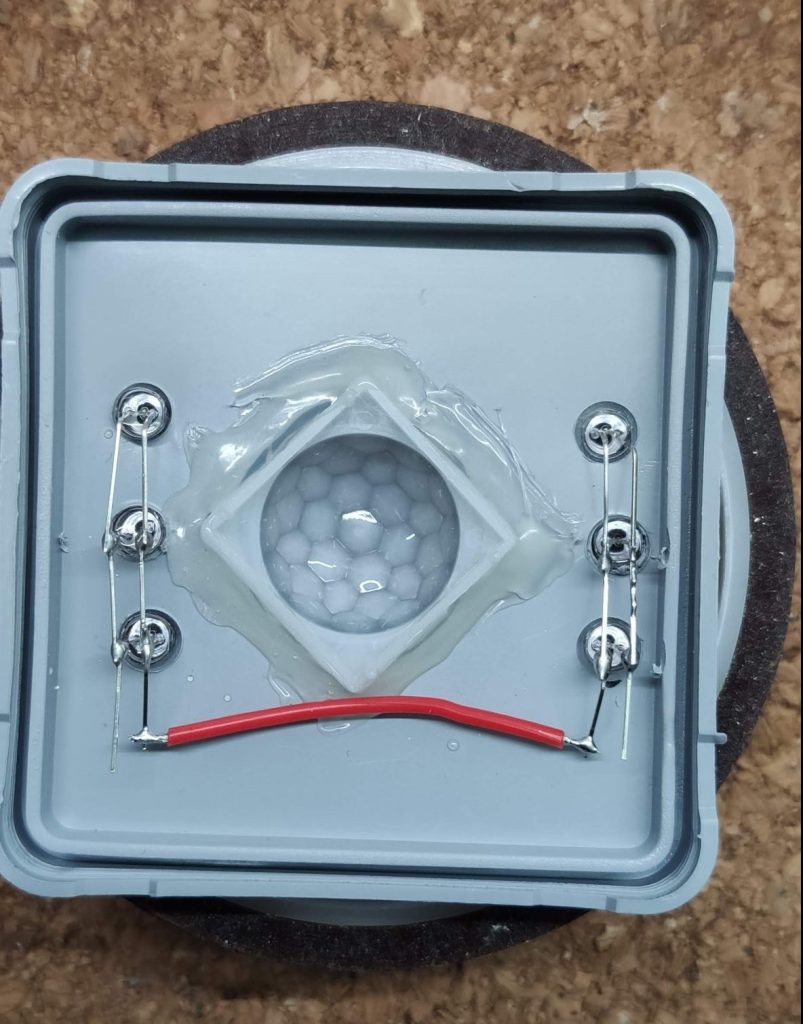 Lid with LED's inside