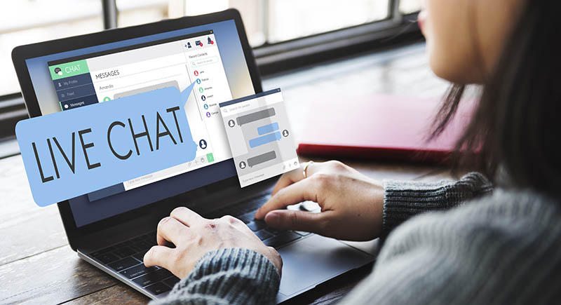 Live Chat to reduce customer support response times