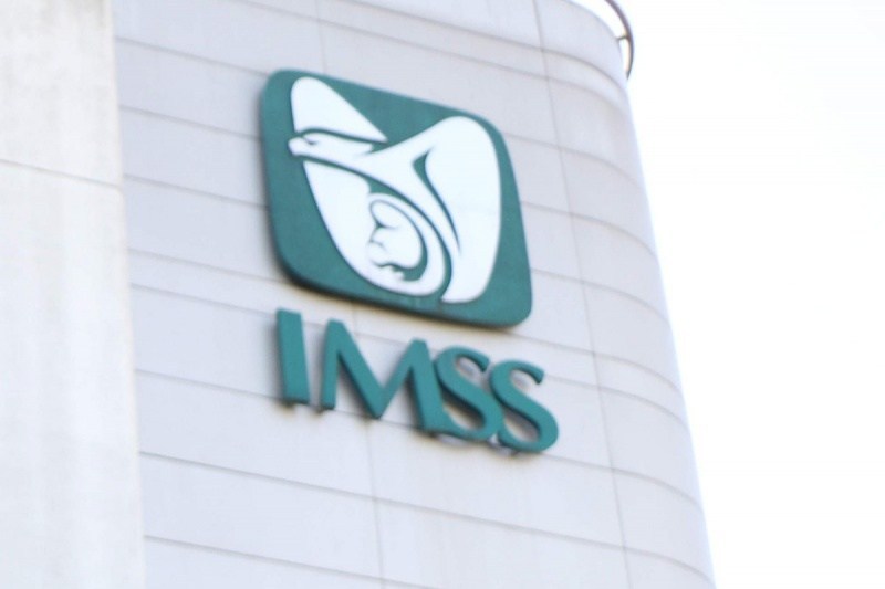 IMSS reconoce labor de médicos en Coahuila