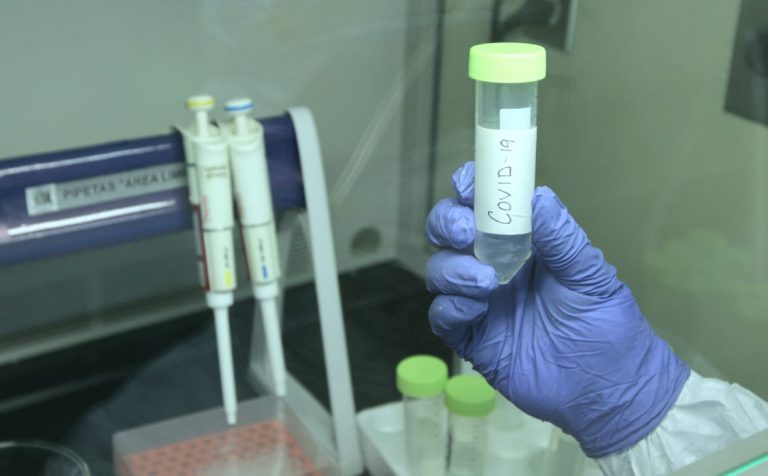 IMSS colabora en 3 de las propuestas mexicanas de vacuna contra la Covid-19