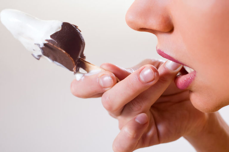 Esta es la proteína que explica por qué los dientes duelen tanto con el frío