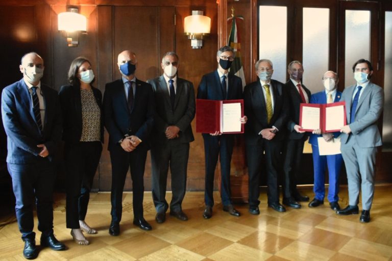 México, primer país en firmar declaración para prevenir enfermedades zoonóticas y pandemias