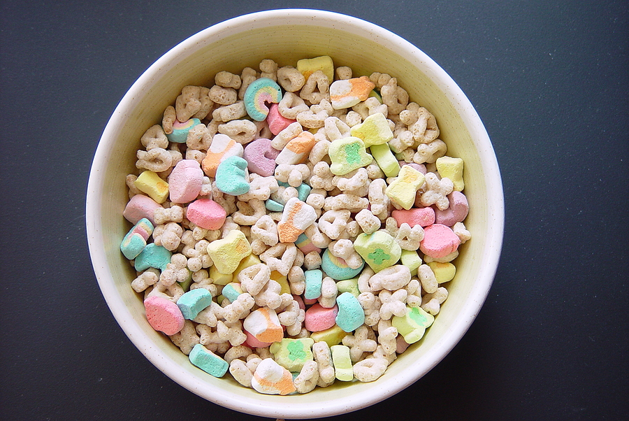 Cereal Lucky Charms bajo la mira de FDA tras reportes de