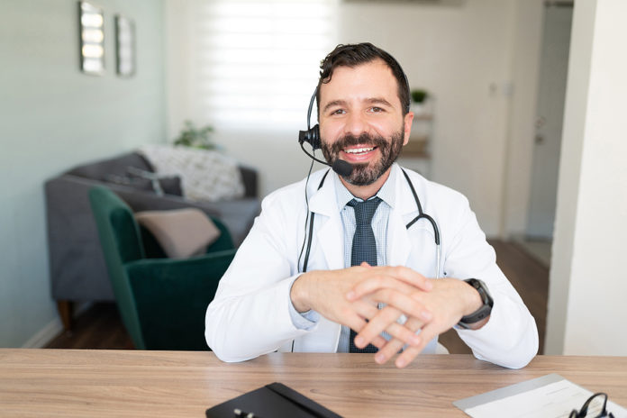 médico redes sociales