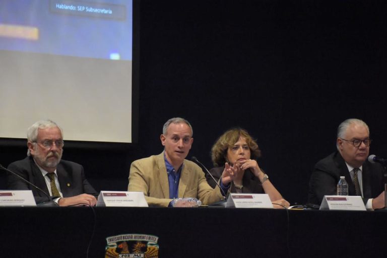 López-Gatell crítica a médicos: “No les interesa trabajar en zonas rurales”