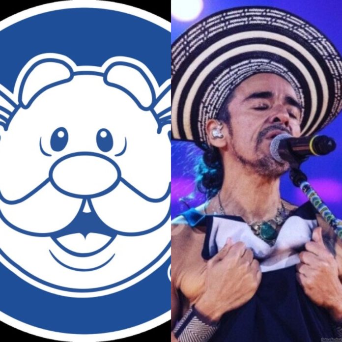 Vocalista de Café Tacvba destruye peluche del Dr. Simi