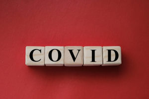 Anuncian revisión de manejo de la pandemia de Covid en Nueva Zelanda