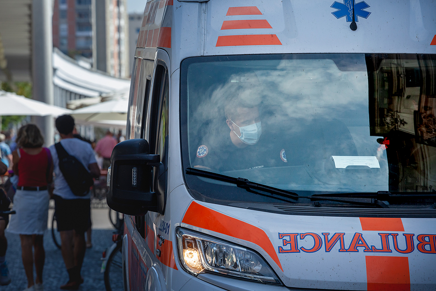 Paciente de cáncer espera 7 horas a ambulancia para ir al hospital