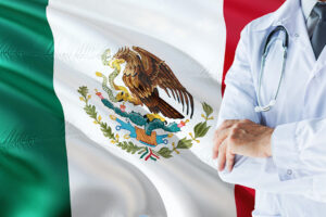primer médico en México / presupuesto en salud