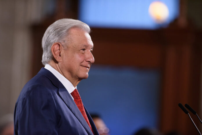 AMLO “presume” todos los logros en salud durante su sexenio