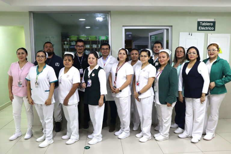 Médicos del IMSS logran un complejo y atípico trasplante de corazón