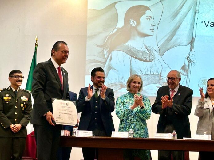 mejor-médico-de-México-2024