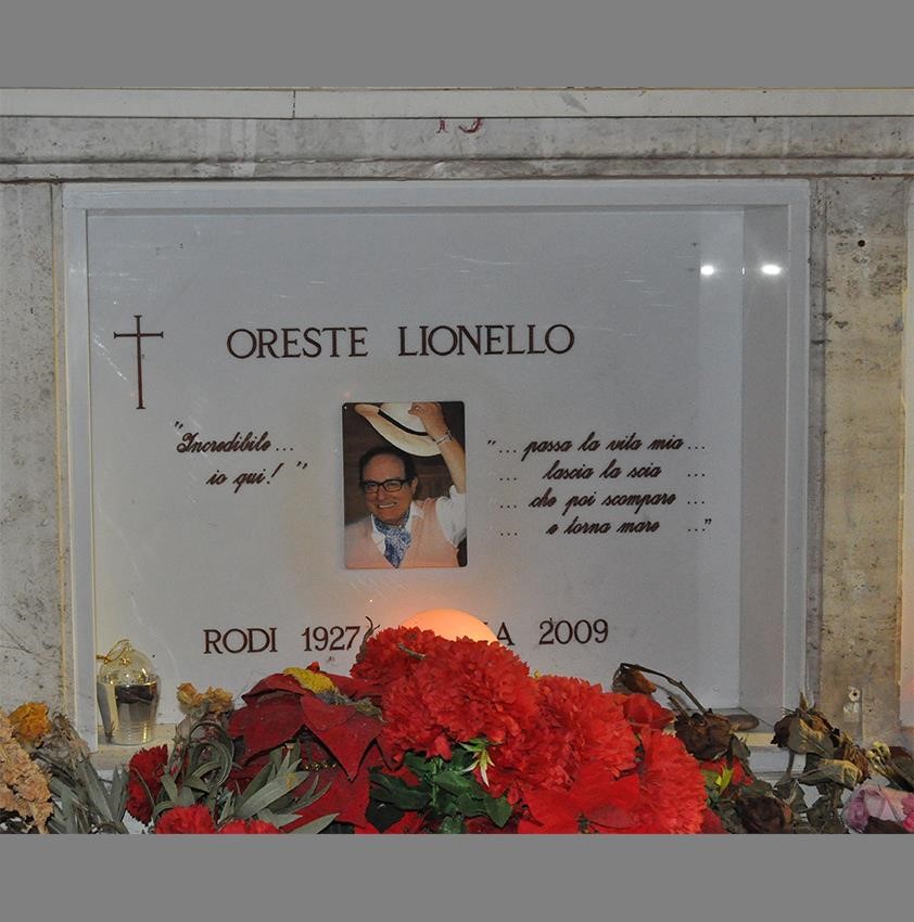 Tomba Oreste Lionello - Nuovo Reparto, Riquadro 85, cappella 3, piano terra, fila 1, loculo 19