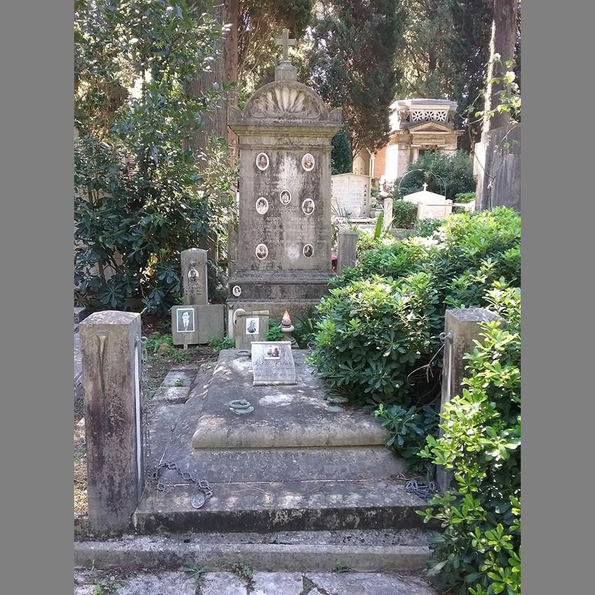 Tomba Fanfulla - Bassopiano Pincetto, riquadro 140, tomba a terra 26, in tomba Visconti