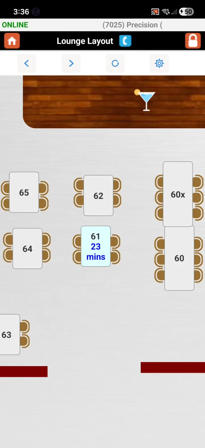 AvaLux Spark dining layout