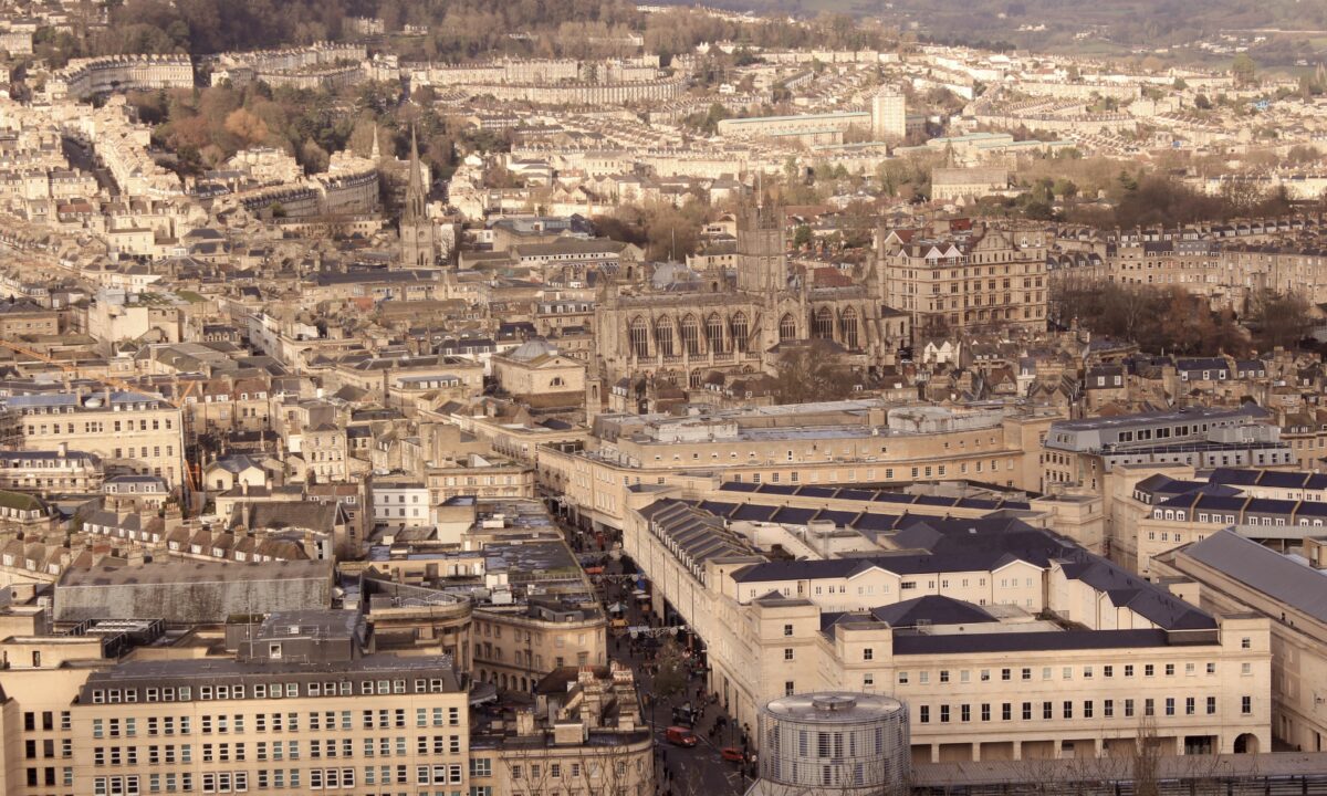 Bath aerial