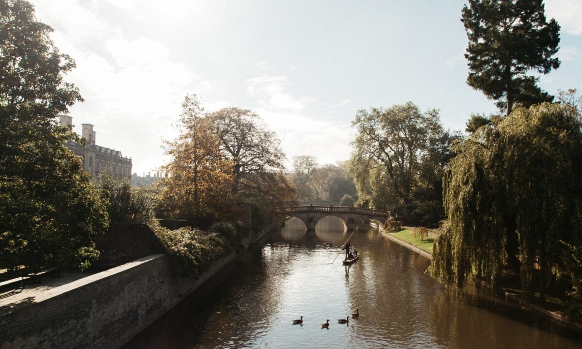 Cambridge canal devin kleu