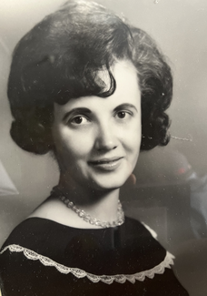 Obituary Photo for Bessie Gail Fifield Saxton