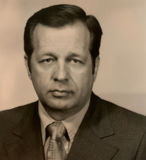 Obituary Photo for Don W. Pihl