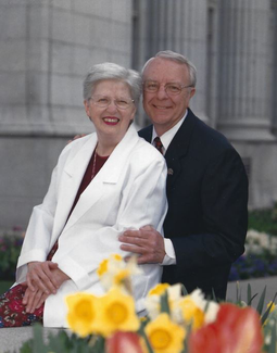 Obituary Photo for Renee Holton Webb