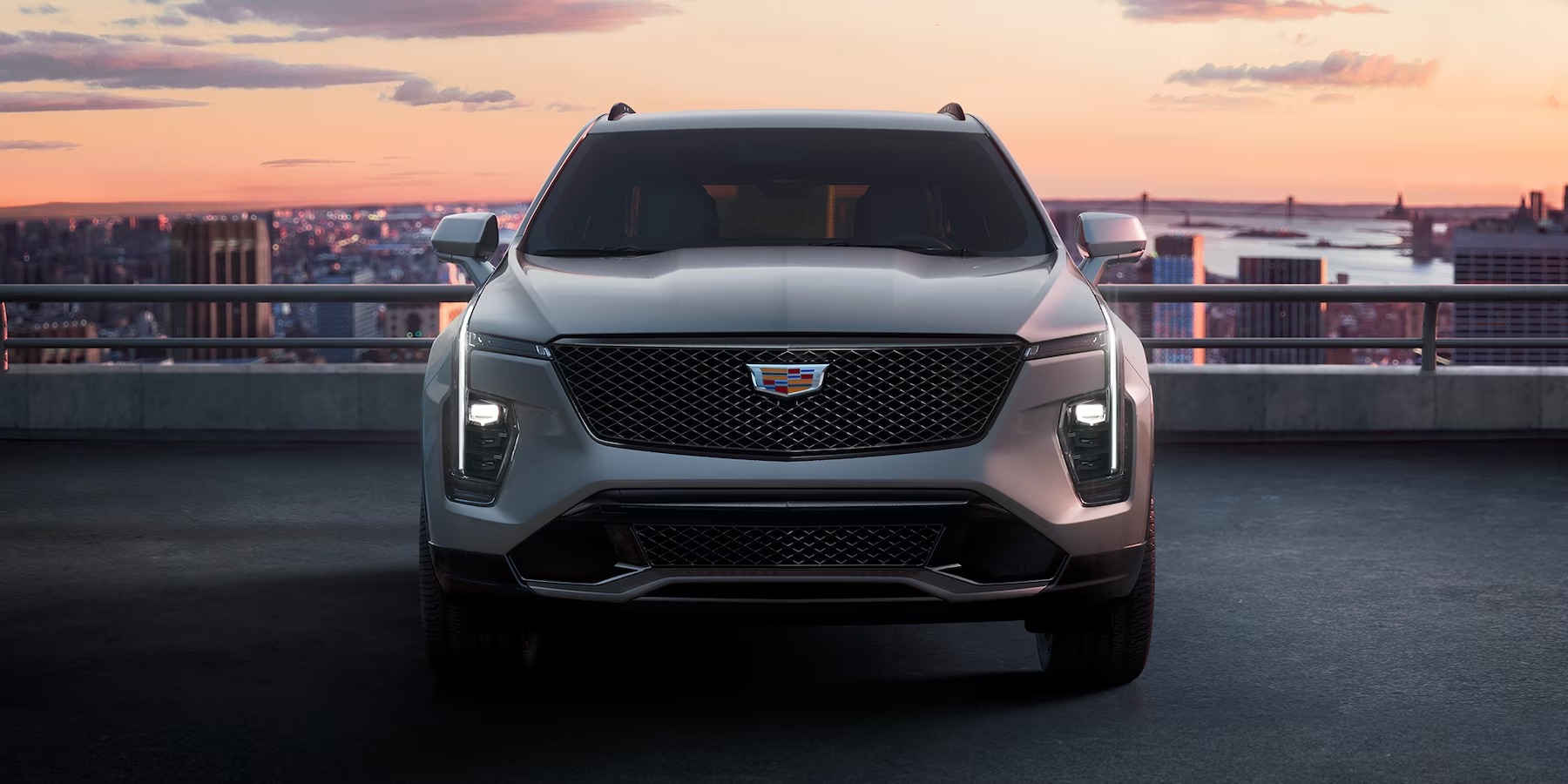 2024 Cadillac XT4 Front