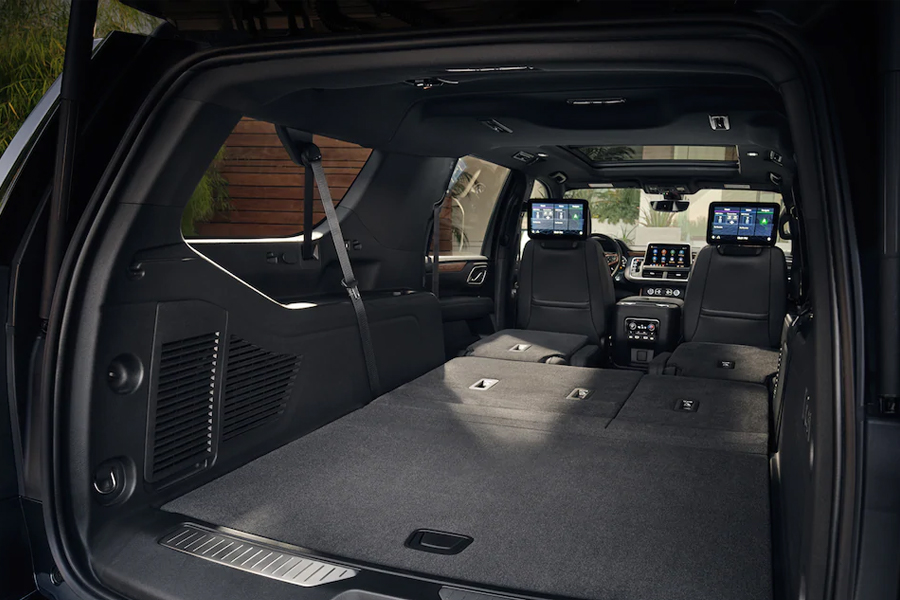 2021 Chevrolet Suburban Interior