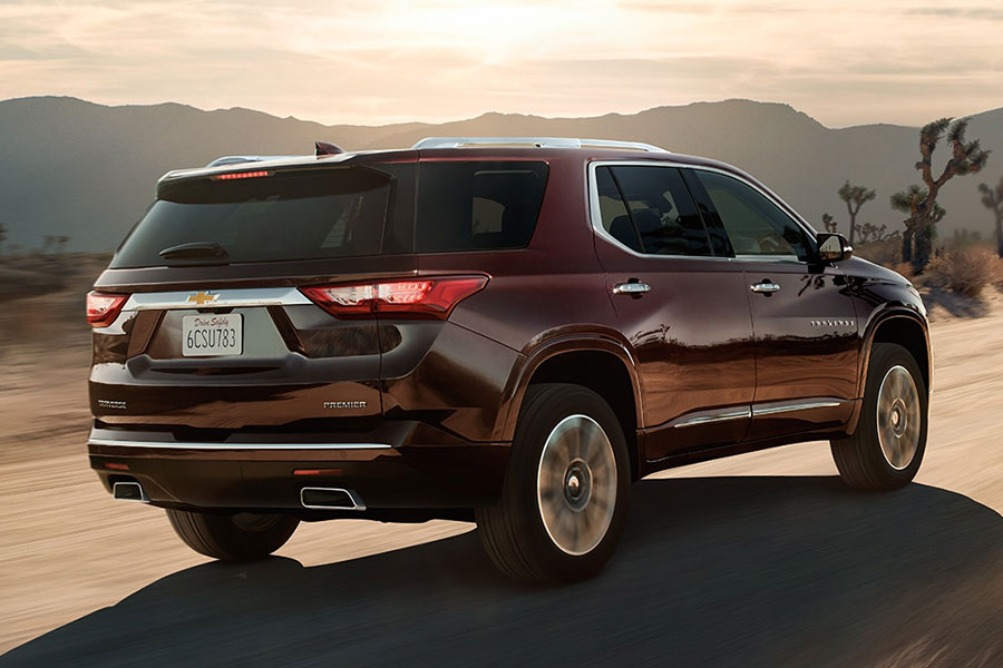 2020 Chevrolet Traverse vs Toyota 4Runner Burlington Chevrolet