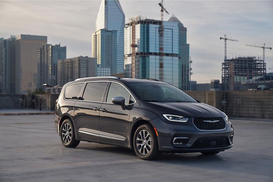 2023 Chrysler Pacifica Hybrid