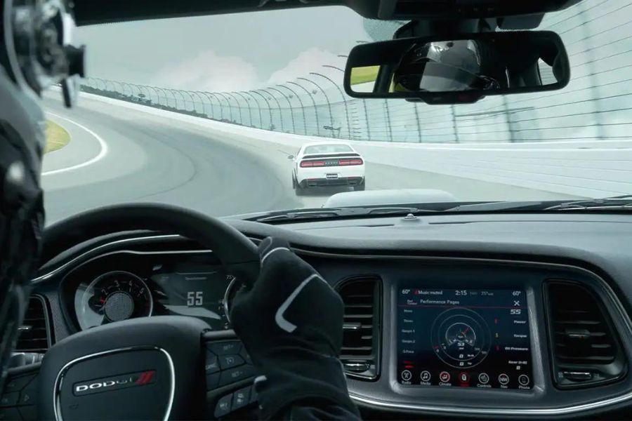 2022 Dodge Challenger Interior