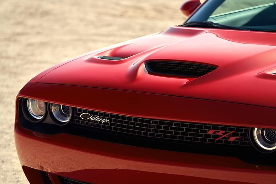 2023 dodge challenger hood