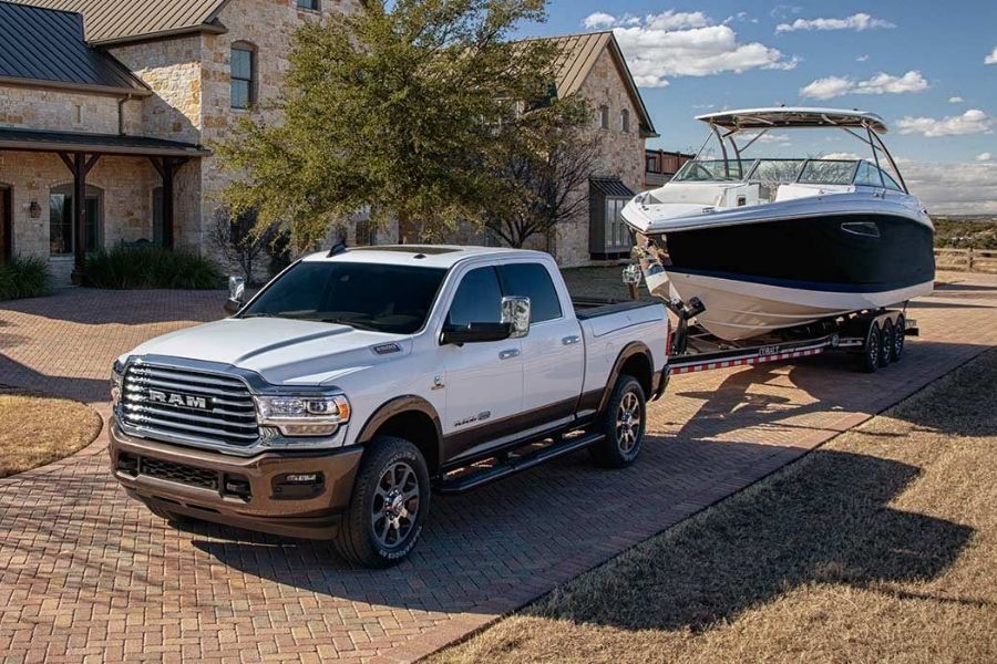 2020 Ram 2500 vs Nissan Titan XD