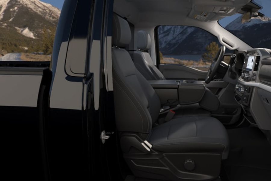 2022 Ford F-150 Lariat Interior