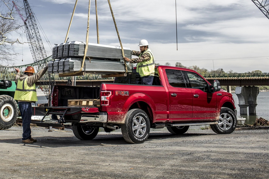 2020 Ford F-150 XLT Hauling