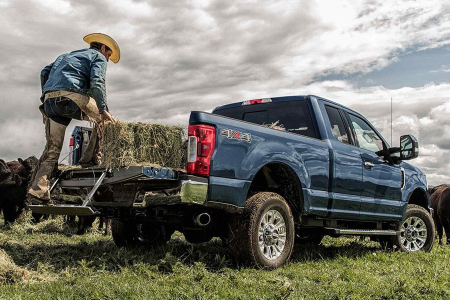 2019 Ford F-250 Platinum Hauling