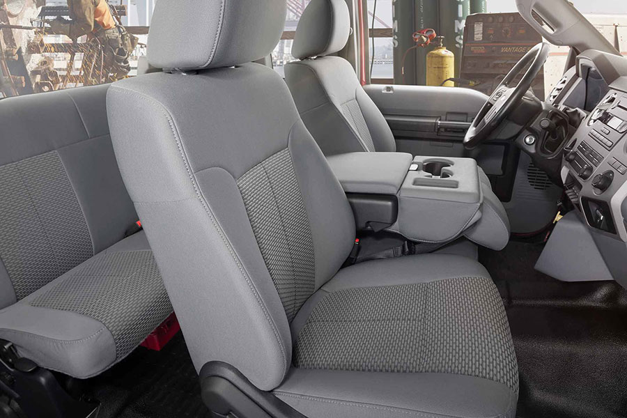 2019 Ford F-650 Interior