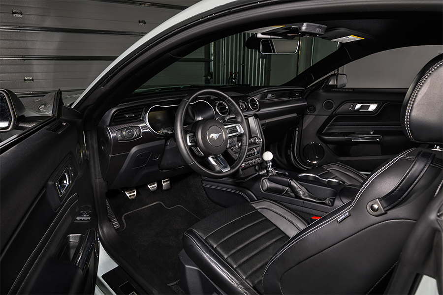 2022 Ford Mustang Mach 1 Interior