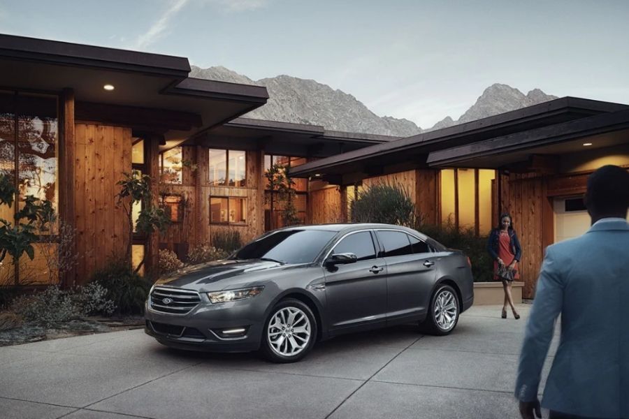 2019 Ford Taurus Exterior