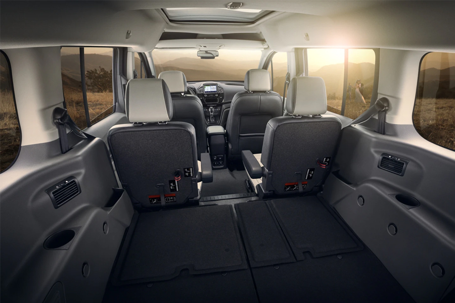 2022 Ford Transit Connect Interior